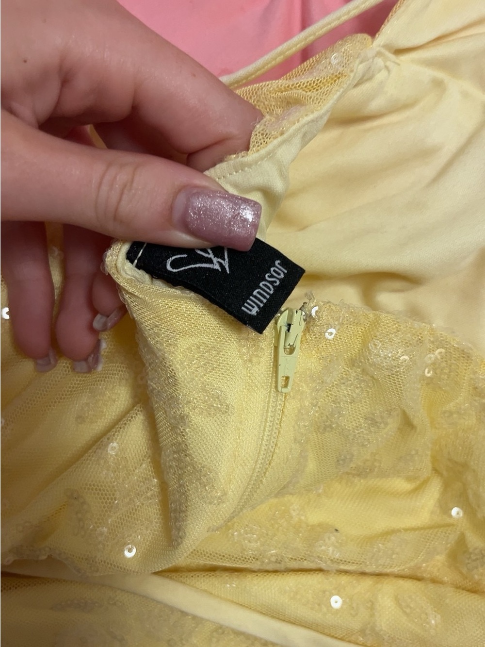 Prom dresses - Picture 5 of 9